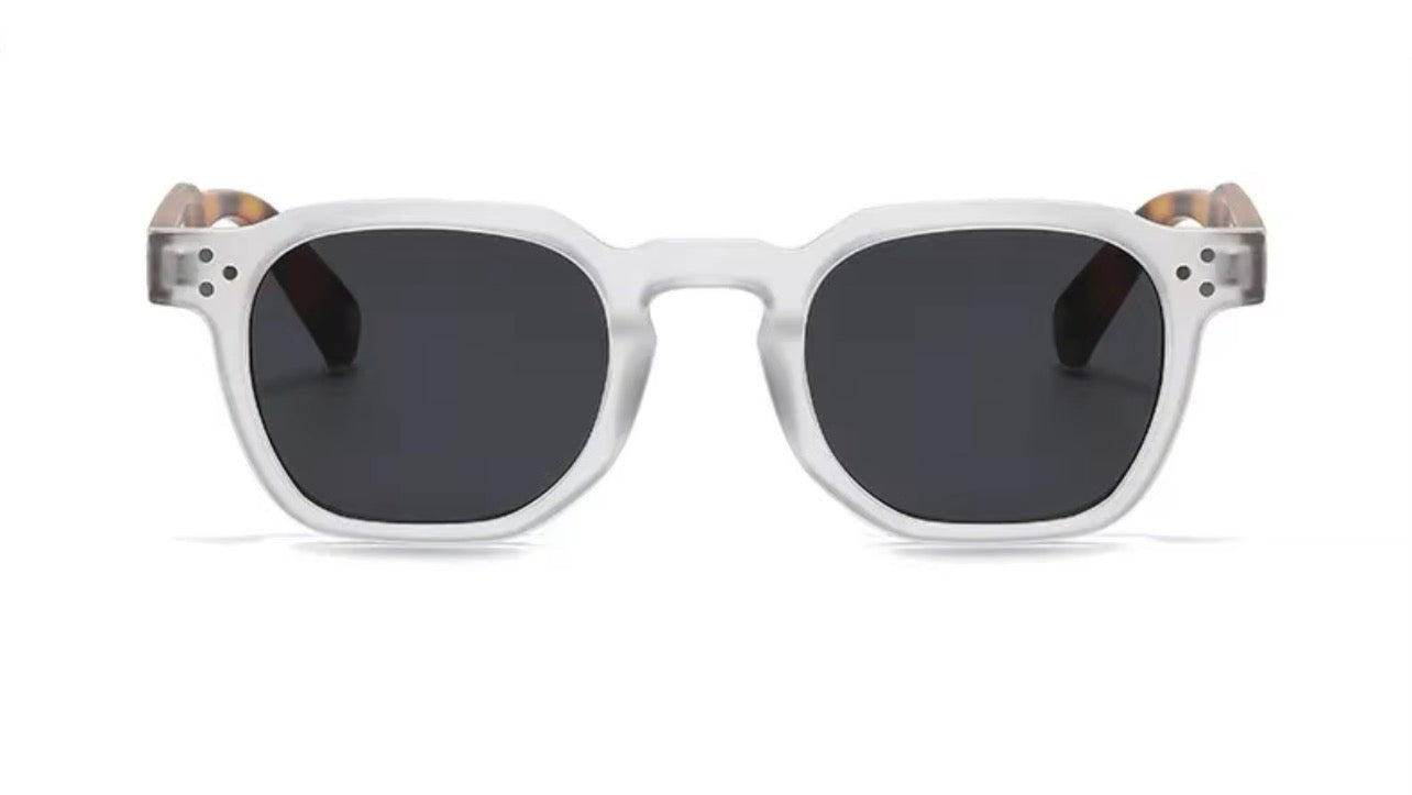 tana leopard blanc